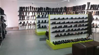 Экономстенды для магазина обуви