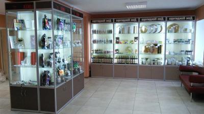 Торговое оборудование для магазина сладостей